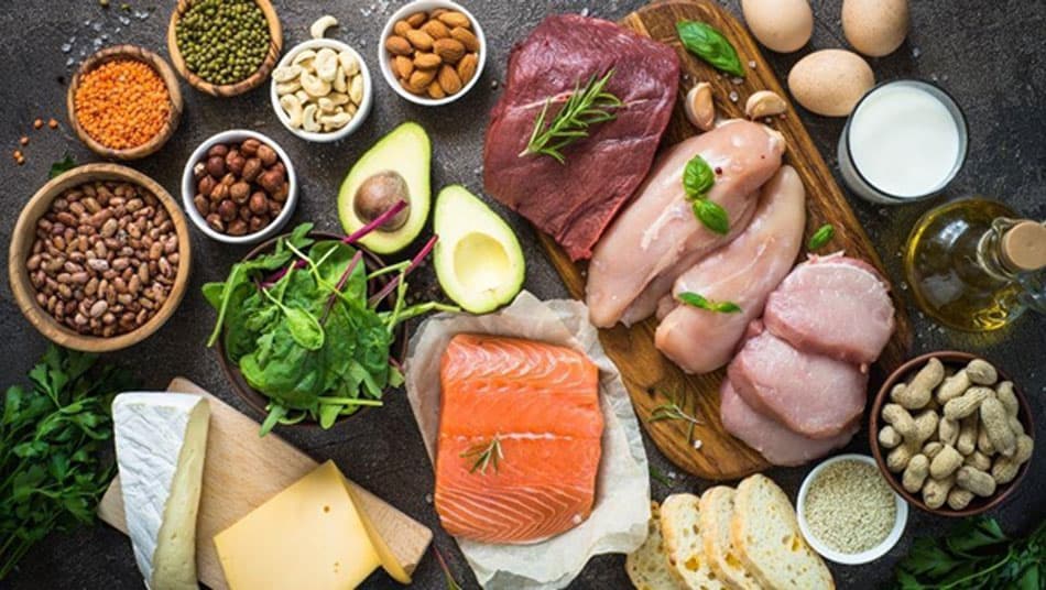 Thịt và cá là hai loại thực phẩm cần thiết để bổ sung photpho và kẽm