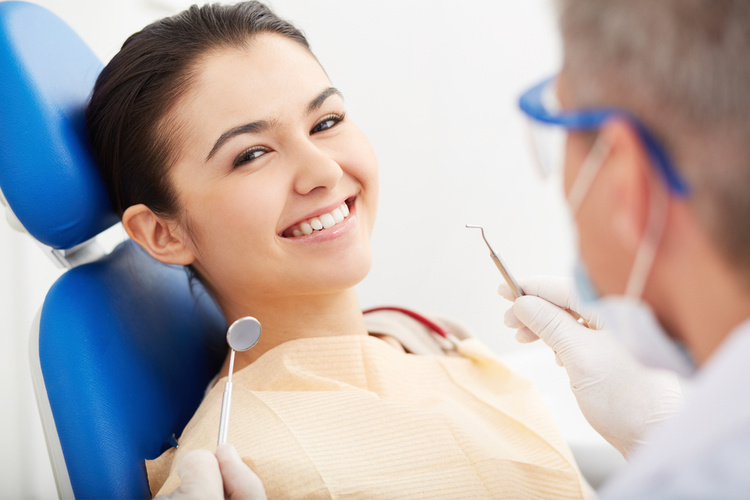 Do dental crowns hurt?