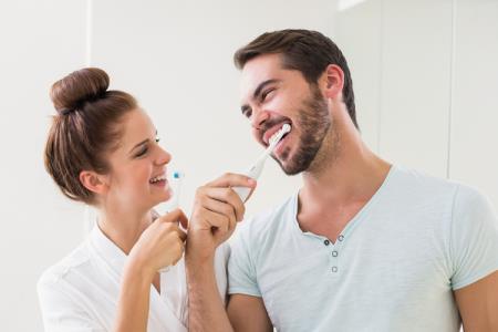 chăm sóc răng miệng sau khi cấy implant