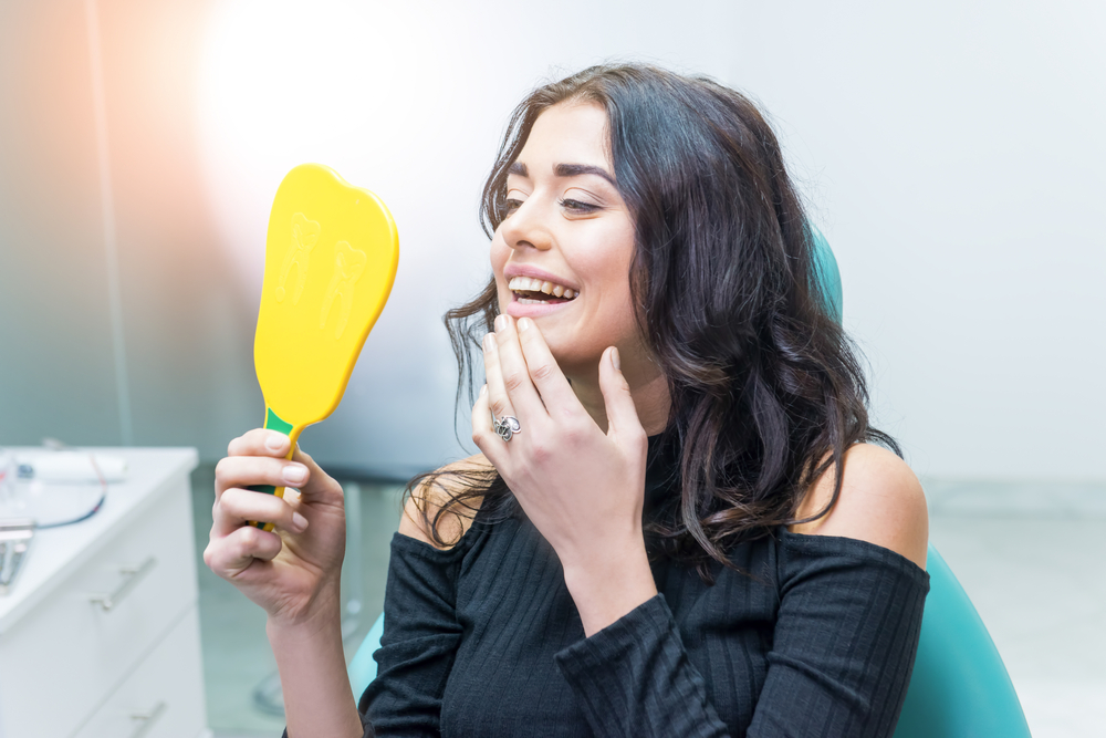 [Dentist Talk] How much do permanent porcelain crowns cost?